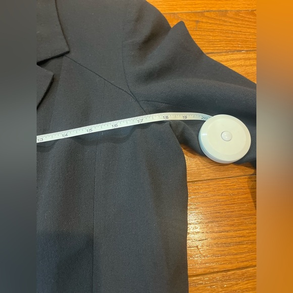 Douglas Hannant Black Blazer - Picture 4 of 6